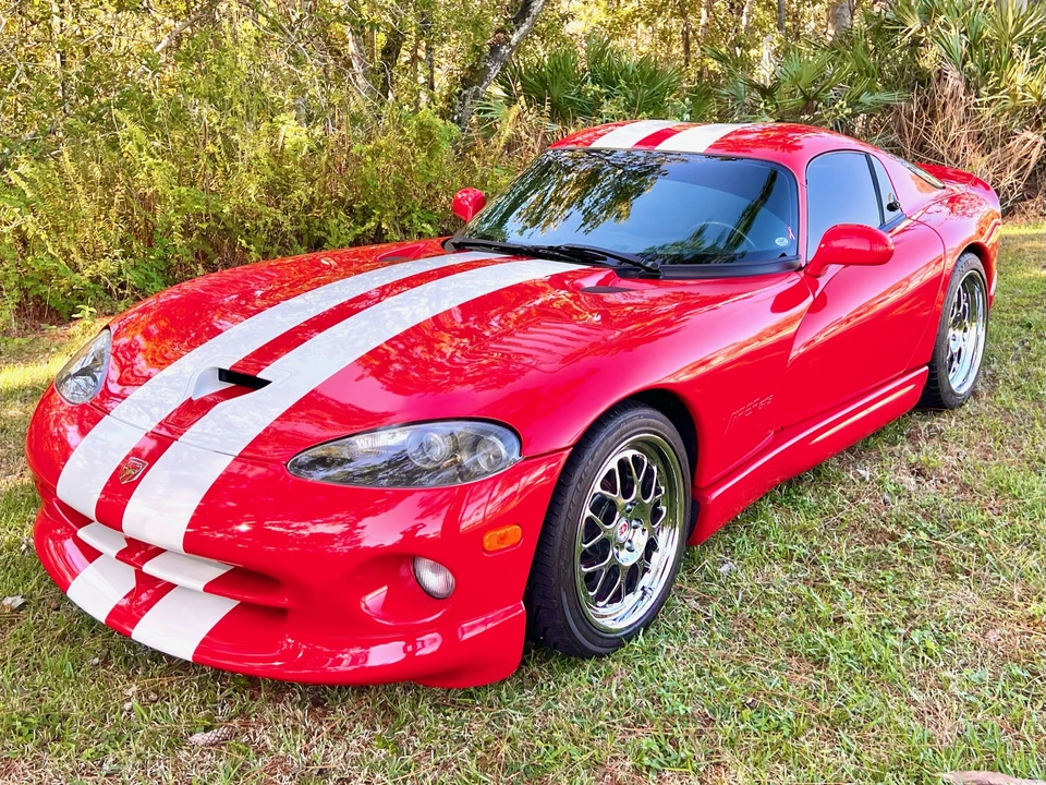2002 Dodge Viper GTS 2nd Gen - Image 4 of 31
