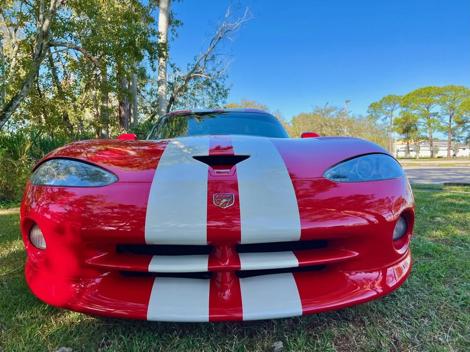 2002 Dodge Viper GTS 2nd Gen - Image 8 of 31