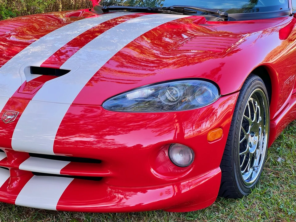 2002 Dodge Viper GTS 2nd Gen - Image 29 of 31
