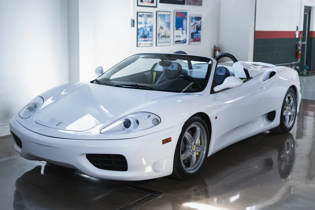 2002 Ferrari 360 Spider - Image 2 of 31