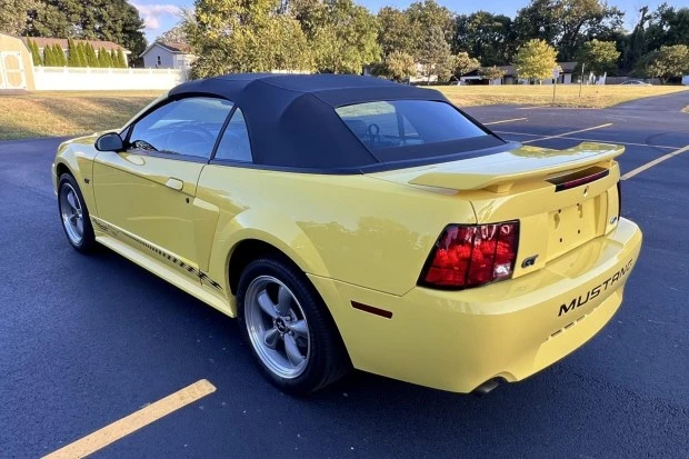 2002 Ford SN95 Mustang - Image 2 of 7