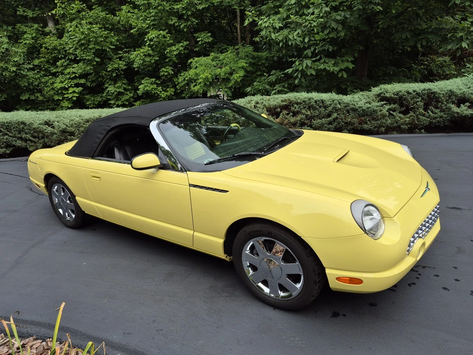 2002 Ford Thunderbird 11th Gen - Image 10 of 31