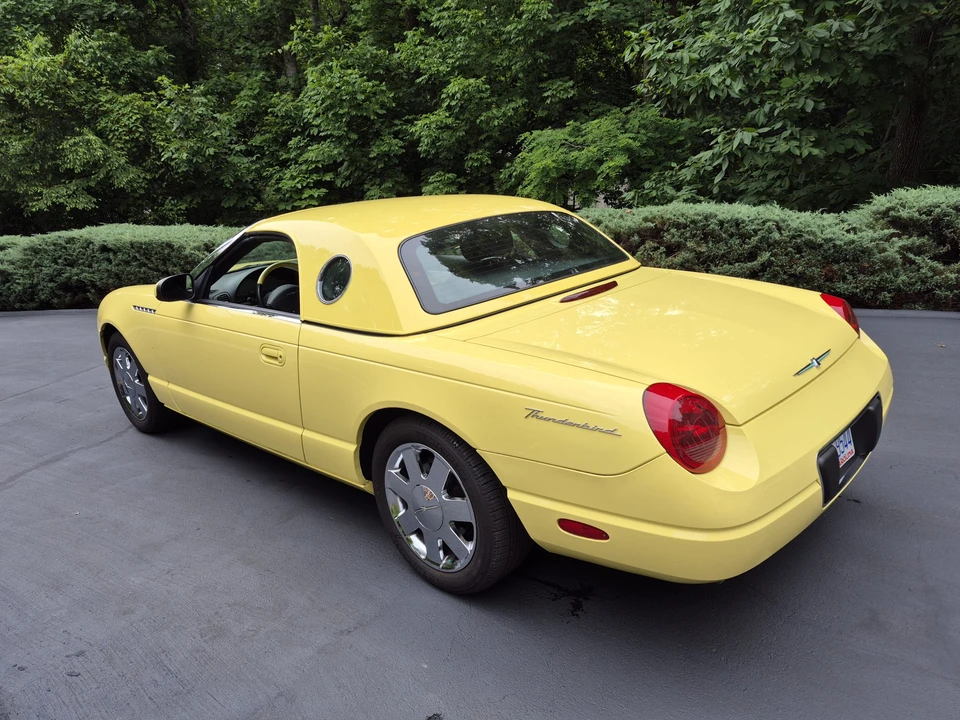 2002 Ford Thunderbird 11th Gen - Image 15 of 31