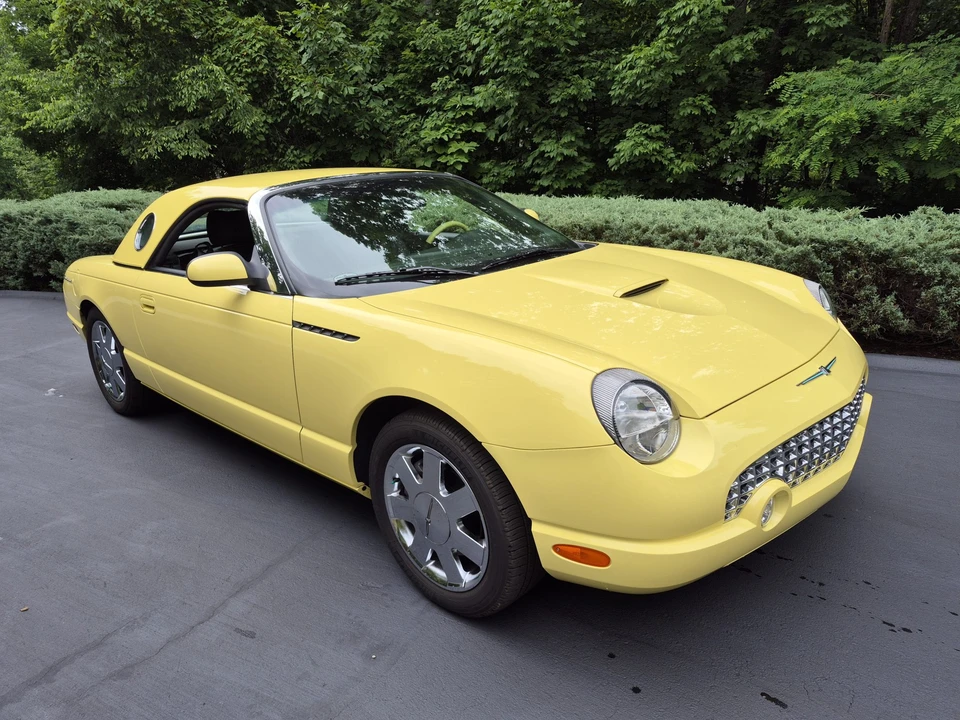 2002 Ford Thunderbird 11th Gen - Image 8 of 31