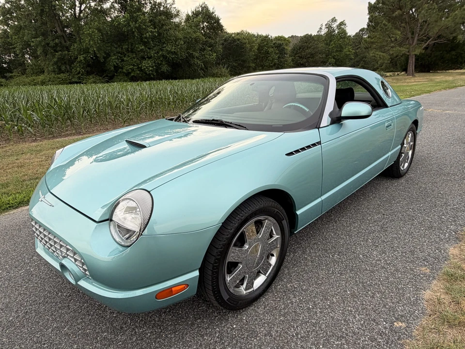 2002 Ford Thunderbird 11th Gen - Image 6 of 31