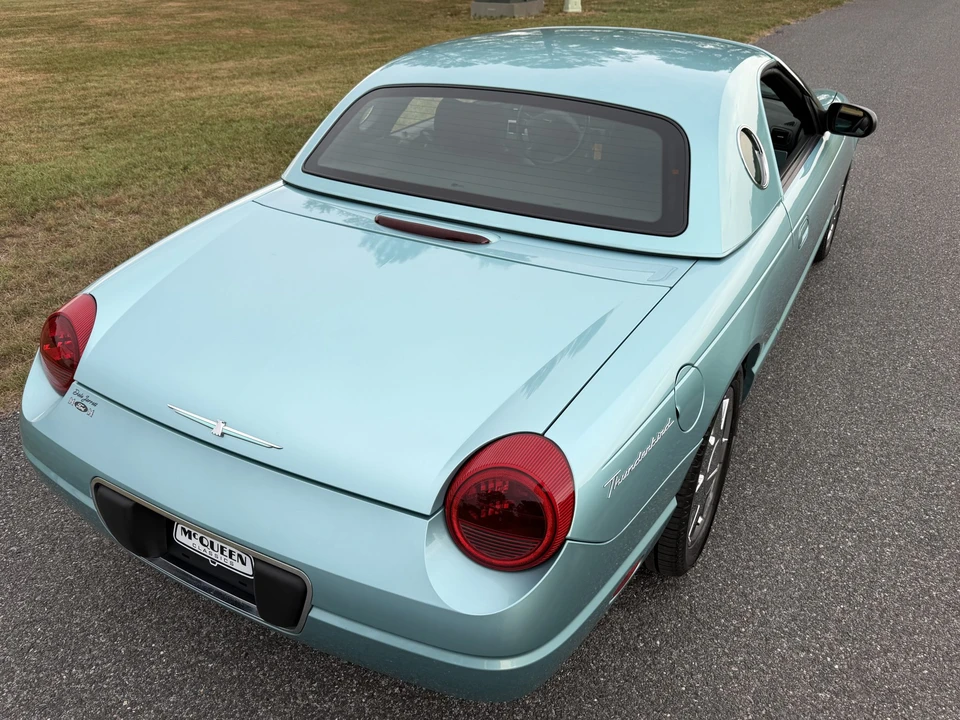 2002 Ford Thunderbird 11th Gen - Image 21 of 31