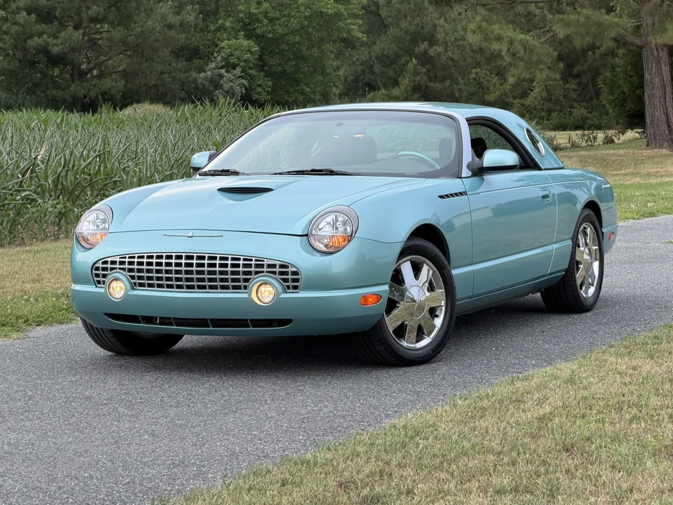 2002 Ford Thunderbird 11th Gen - Image 7 of 31