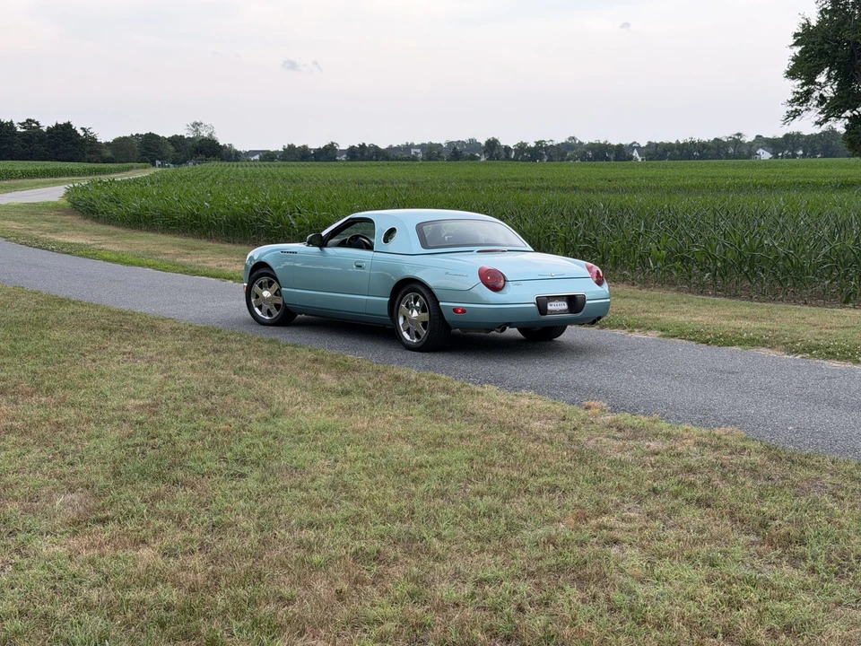 2002 Ford Thunderbird 11th Gen - Image 30 of 31