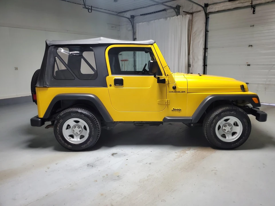 2002 Jeep TJ Wrangler - Image 9 of 31