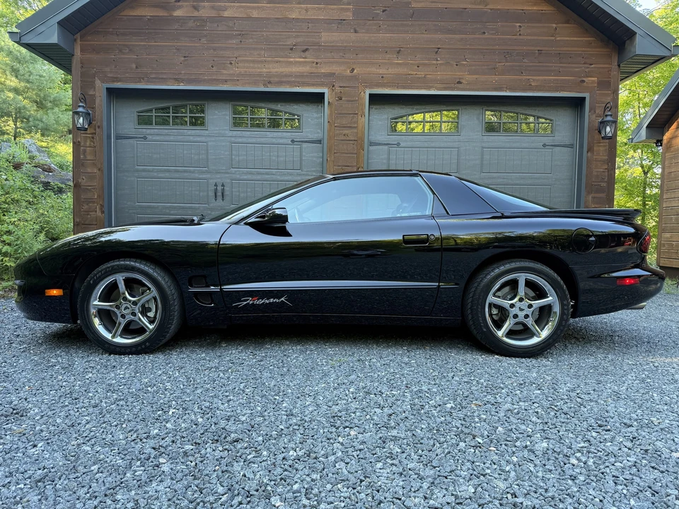 2002 Pontiac Firebird Formula 4th Gen - Image 26 of 31