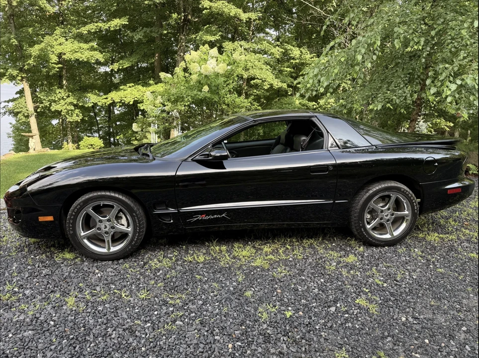 2002 Pontiac Firebird Formula 4th Gen - Image 27 of 31