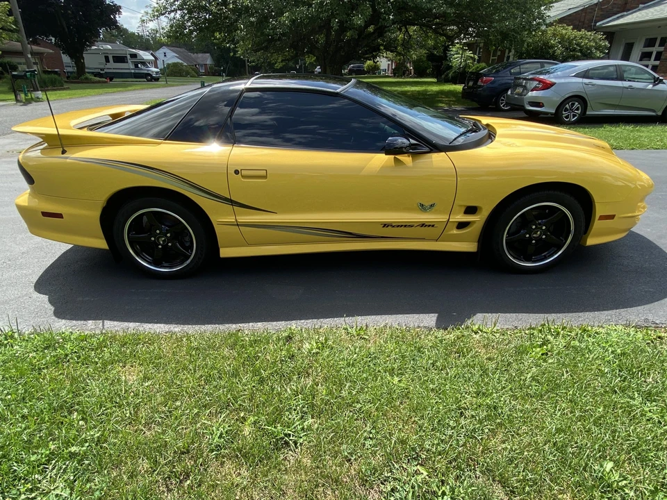 2002 Pontiac Firebird Trans Am 4th Gen - Image 18 of 31