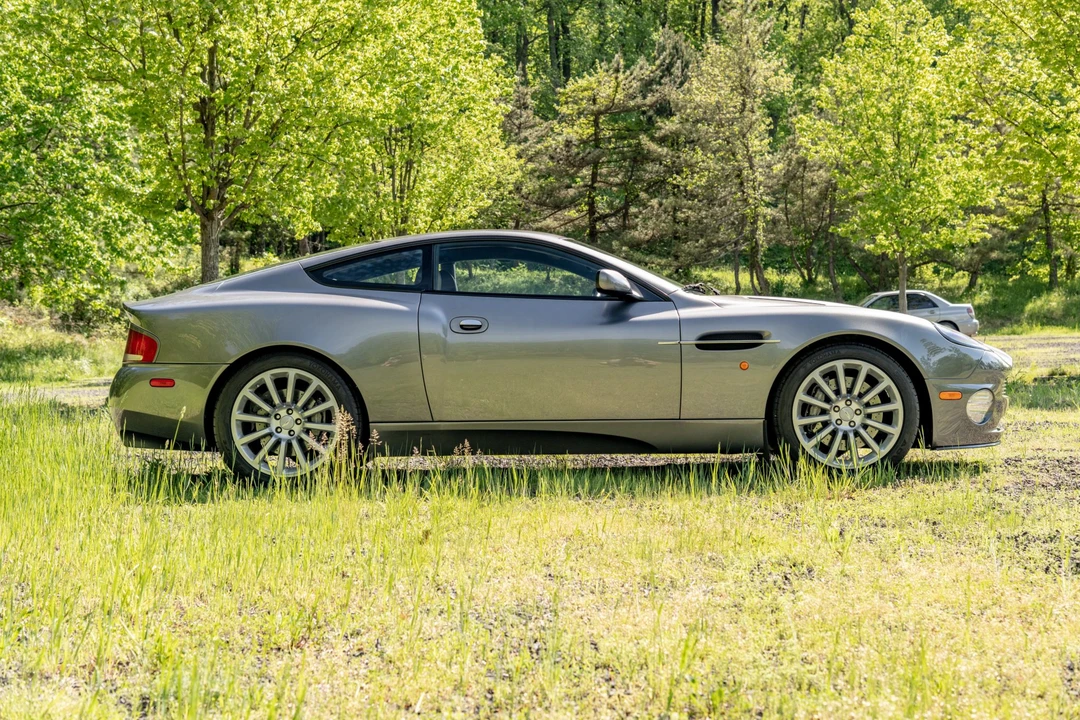 2003 Aston Martin Vanquish 1st Gen - Image 8 of 31