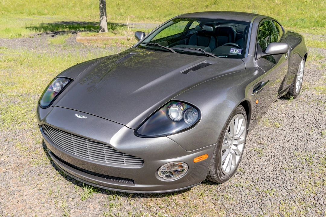 2003 Aston Martin Vanquish 1st Gen - Image 4 of 31