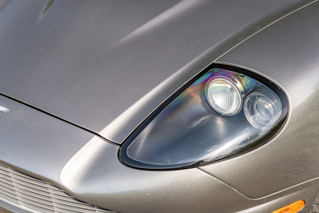 2003 Aston Martin Vanquish 1st Gen - Image 23 of 31