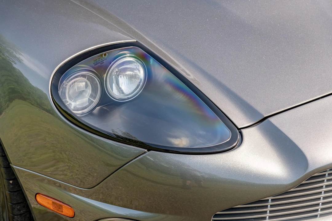 2003 Aston Martin Vanquish 1st Gen - Image 20 of 31