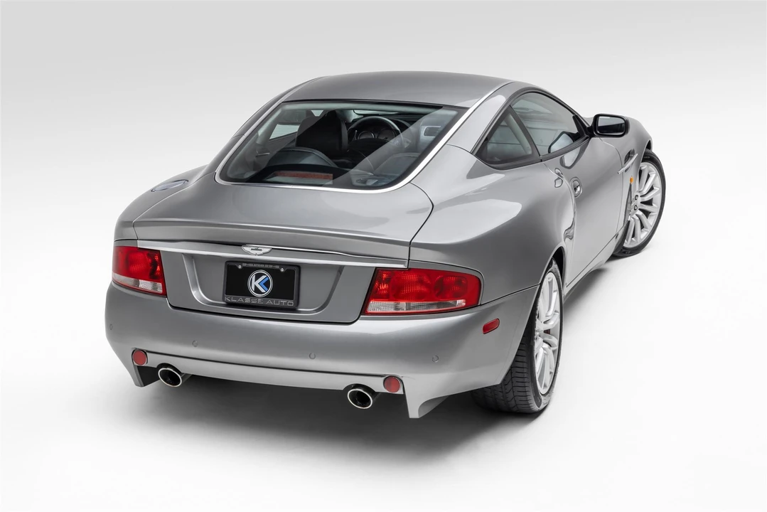 2003 Aston Martin Vanquish 1st Gen - Image 13 of 31