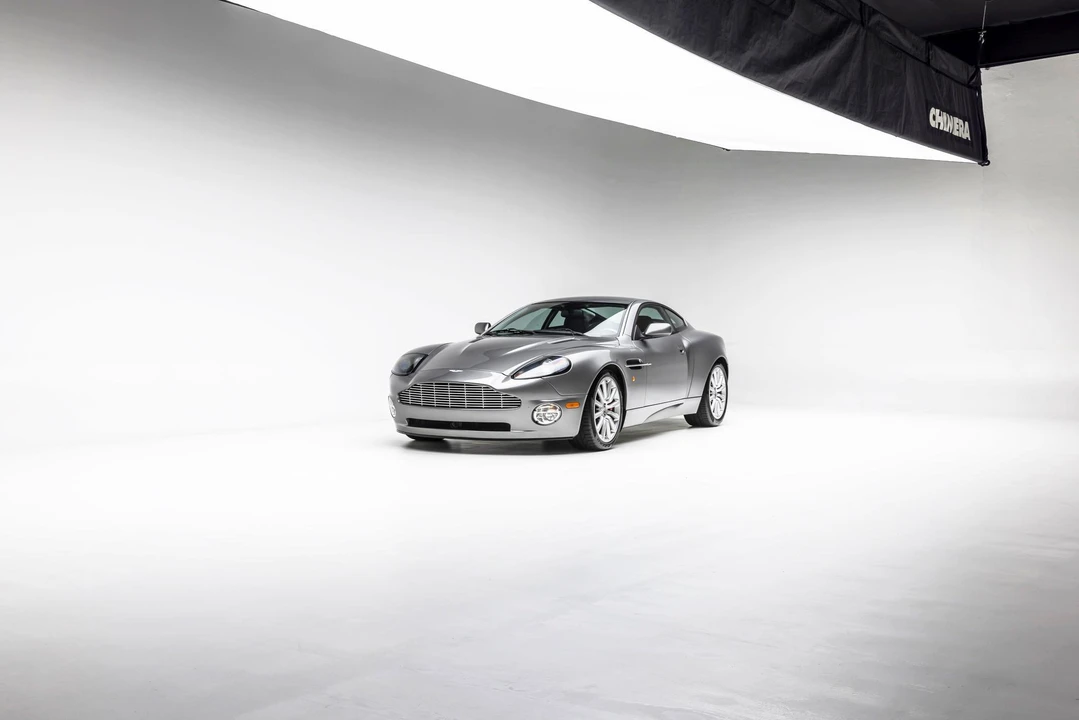 2003 Aston Martin Vanquish 1st Gen - Image 3 of 31
