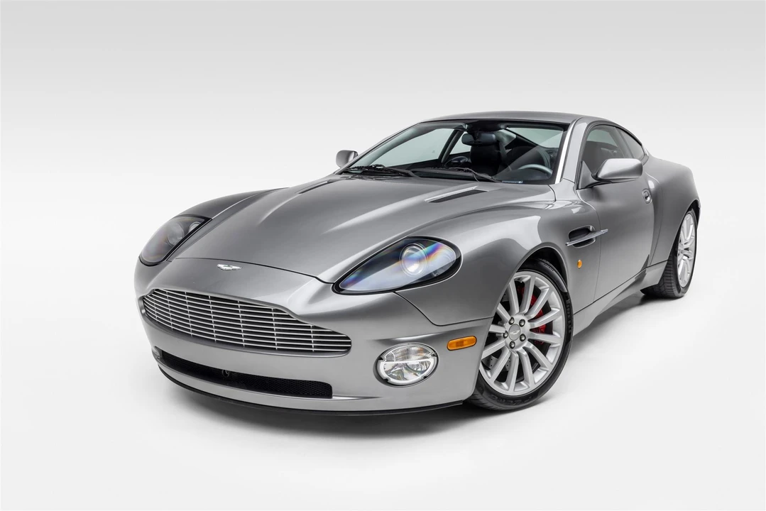 2003 Aston Martin Vanquish 1st Gen - Image 4 of 31