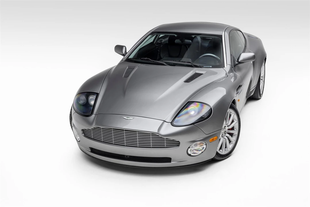 2003 Aston Martin Vanquish 1st Gen - Image 2 of 31