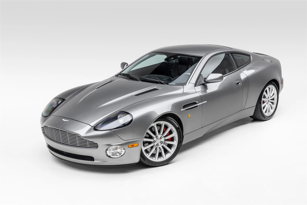 2003 Aston Martin Vanquish 1st Gen - Image 7 of 31