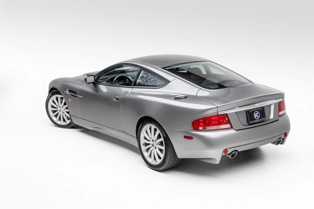 2003 Aston Martin Vanquish 1st Gen - Image 10 of 31