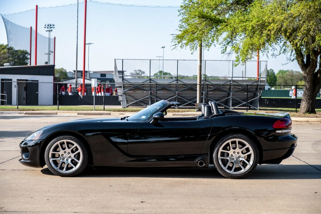 2003 Dodge Viper 3rd Gen - Image 10 of 31