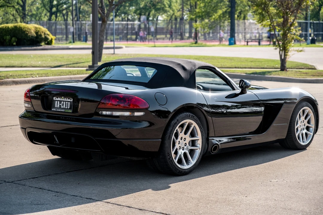 2003 Dodge Viper 3rd Gen - Image 16 of 31