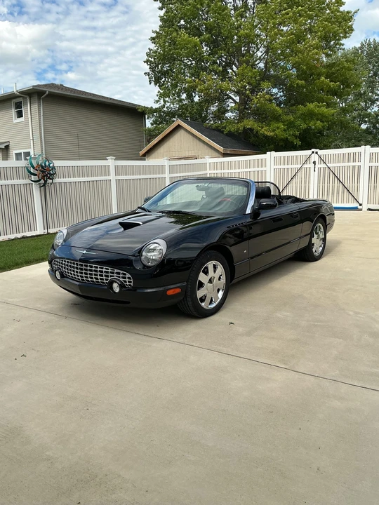 2003 Ford Thunderbird 11th Gen - Image 2 of 31