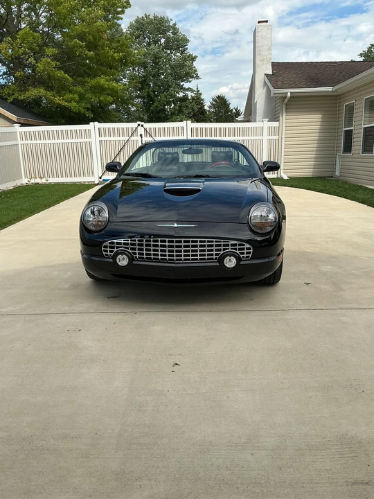 2003 Ford Thunderbird 11th Gen - Image 3 of 31