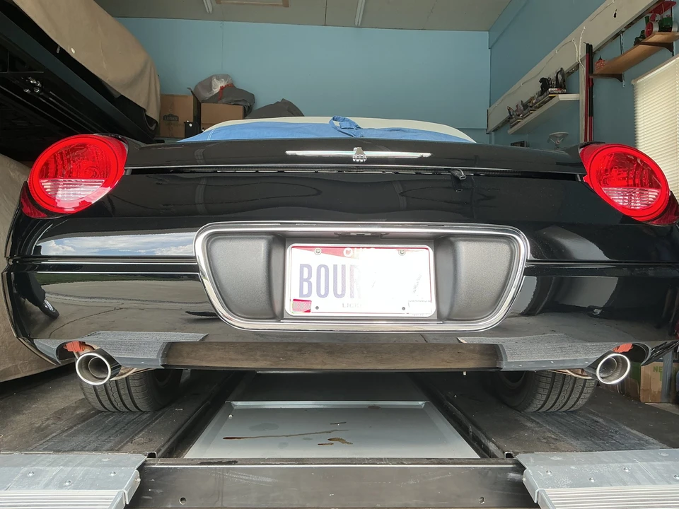 2003 Ford Thunderbird 11th Gen - Image 26 of 31