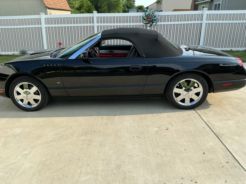 2003 Ford Thunderbird 11th Gen - Image 10 of 31
