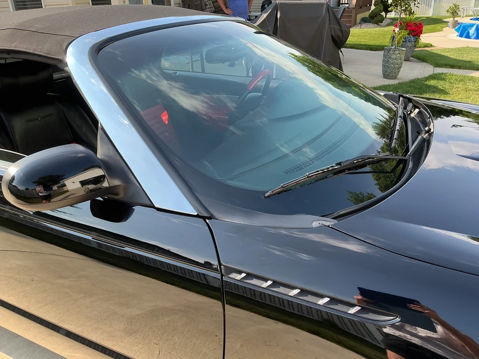 2003 Ford Thunderbird 11th Gen - Image 25 of 31