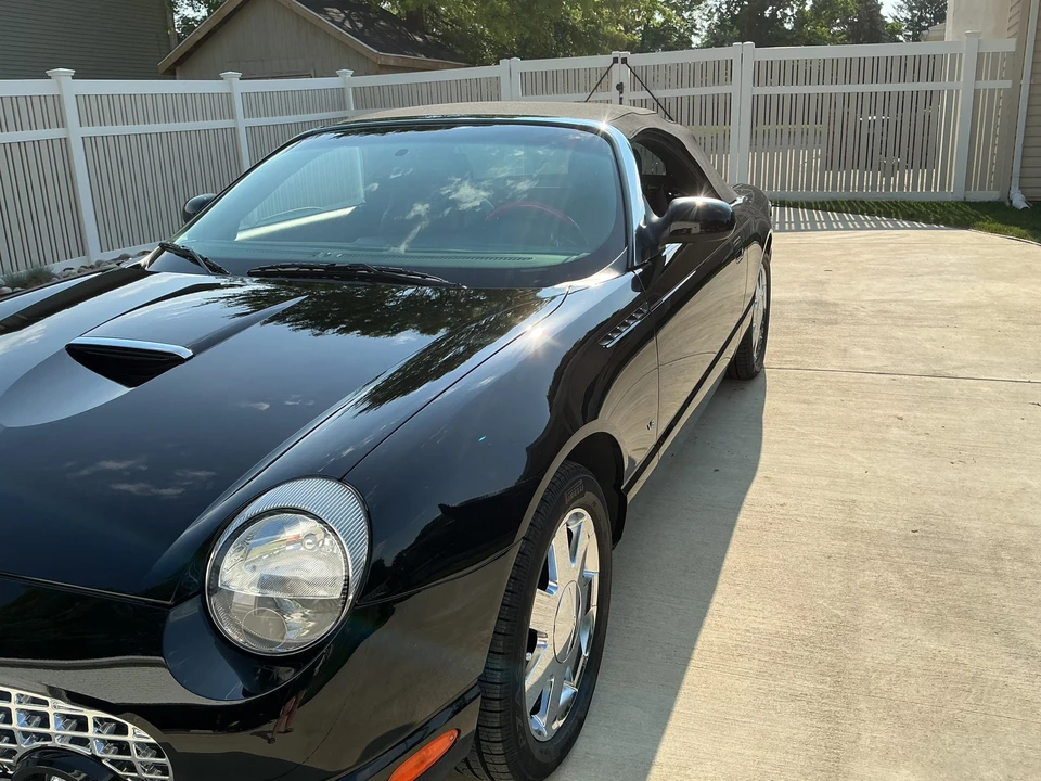 2003 Ford Thunderbird 11th Gen - Image 21 of 31