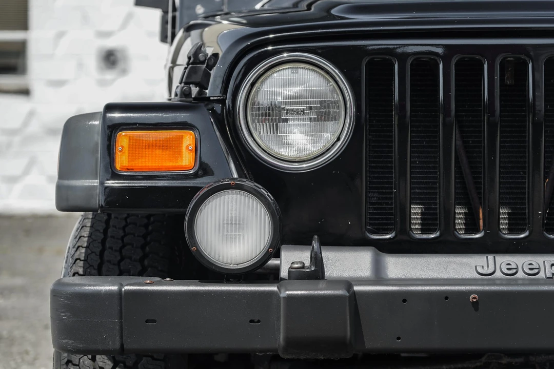 2003 Jeep TJ Wrangler - Image 29 of 31
