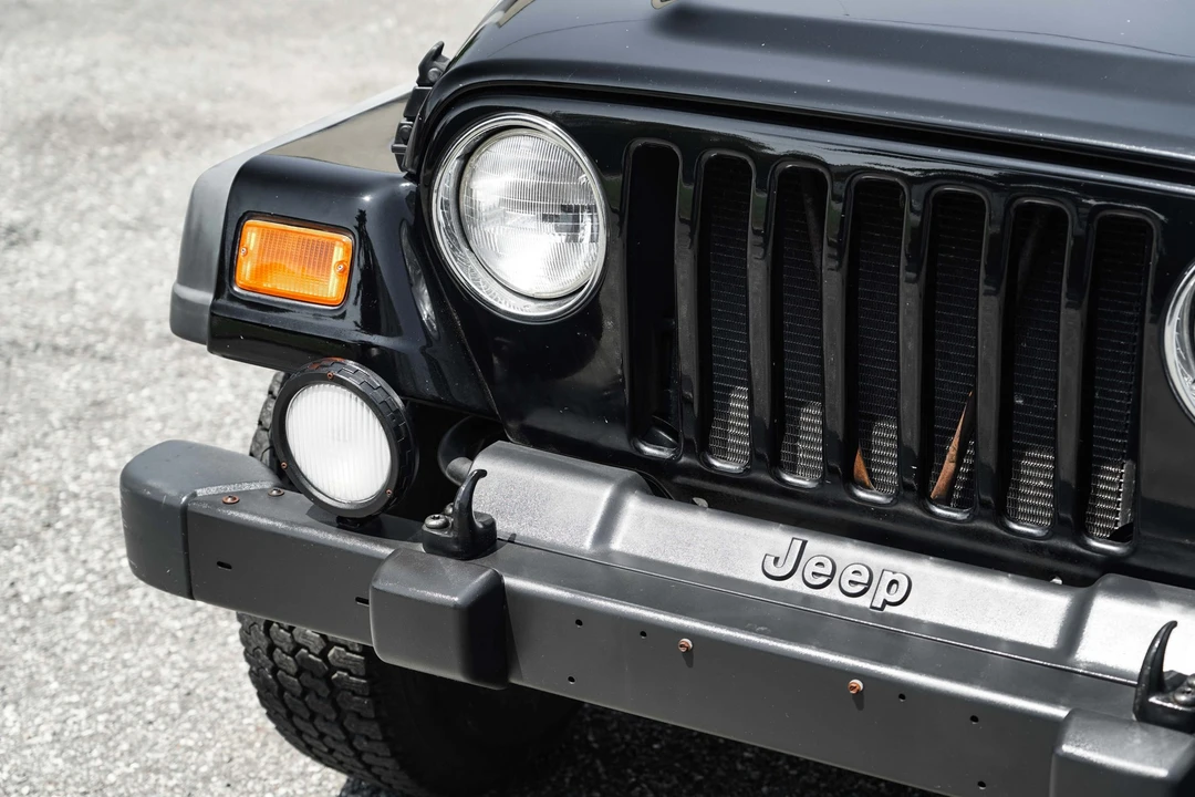 2003 Jeep TJ Wrangler - Image 25 of 31