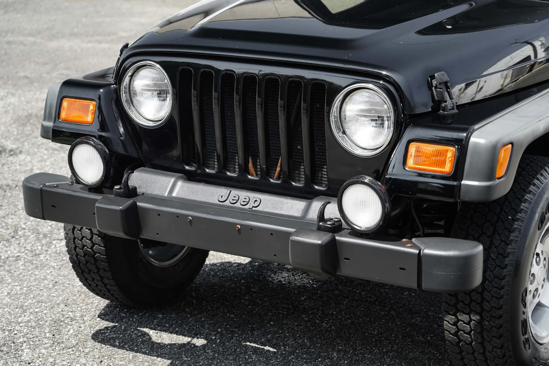 2003 Jeep TJ Wrangler - Image 26 of 31