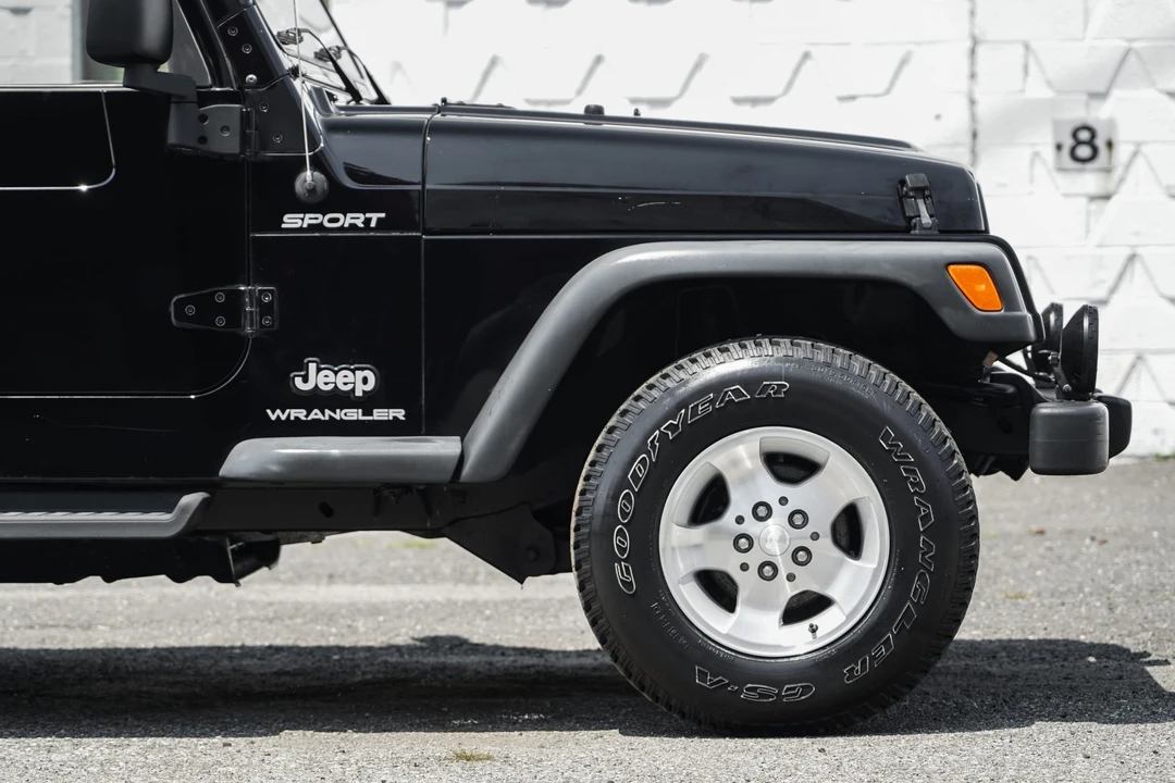 2003 Jeep TJ Wrangler - Image 24 of 31