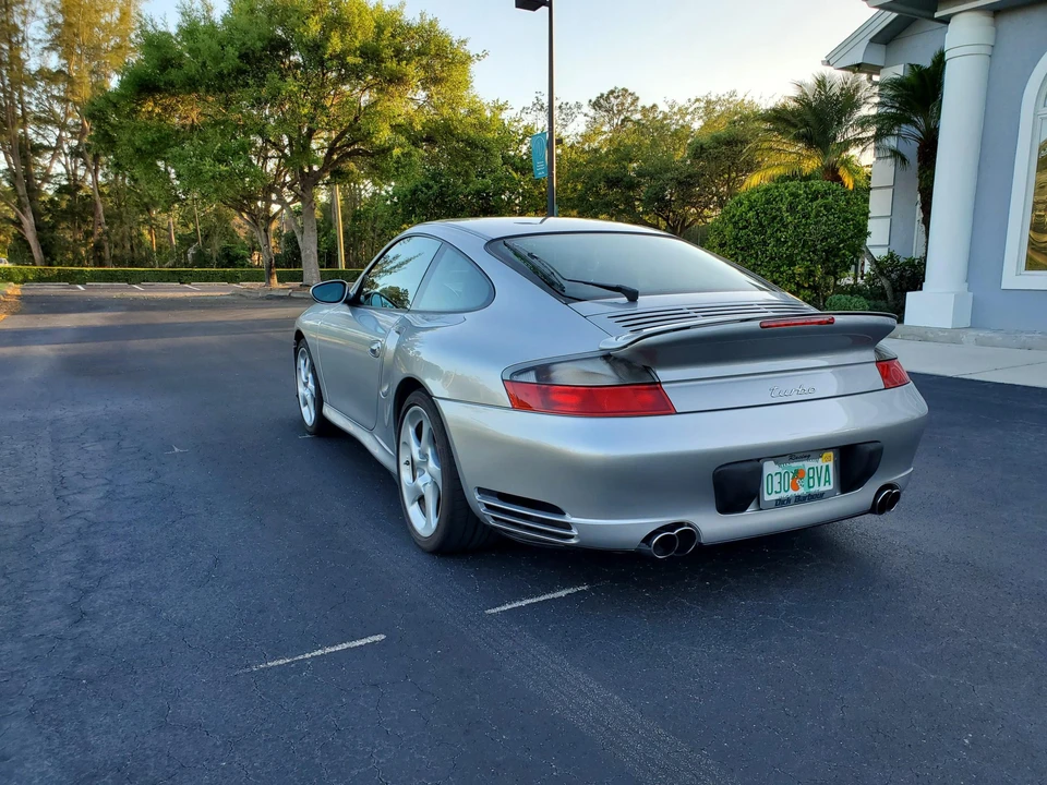 2003 Porsche 996 Turbo - Image 11 of 31
