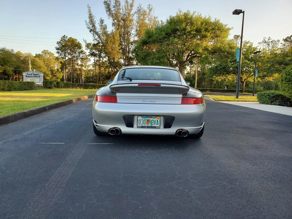 2003 Porsche 996 Turbo - Image 12 of 31