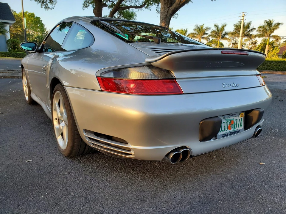 2003 Porsche 996 Turbo - Image 10 of 31