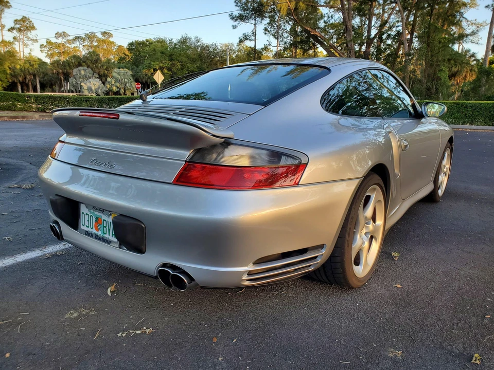 2003 Porsche 996 Turbo - Image 17 of 31