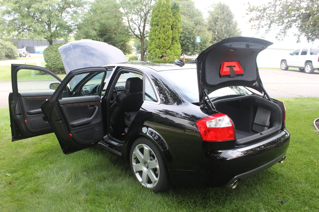 2004 Audi B6 S4 - Image 18 of 31