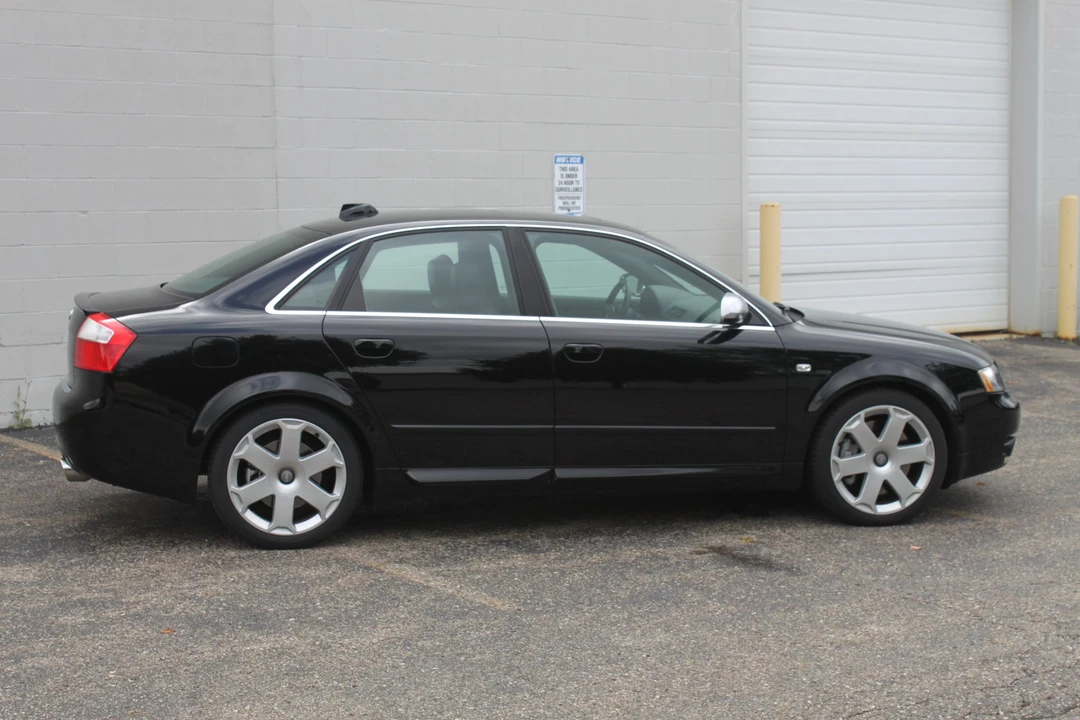 2004 Audi B6 S4 - Image 8 of 31
