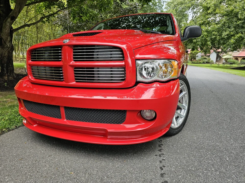 2004 Dodge Ram SRT-10 3rd Gen - Image 2 of 31