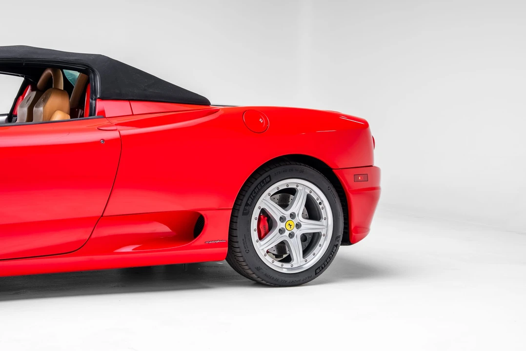 2004 Ferrari 360 Spider - Image 25 of 31