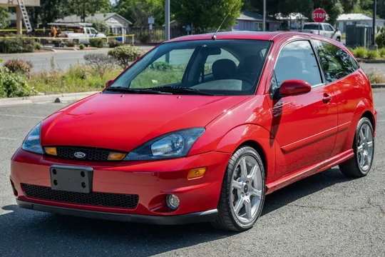 2004 Ford Focus ZX3 SVT