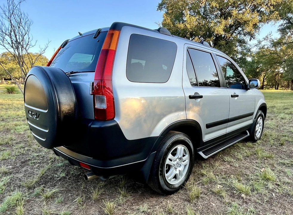 2004 Honda CR-V 2nd Gen - Image 26 of 31