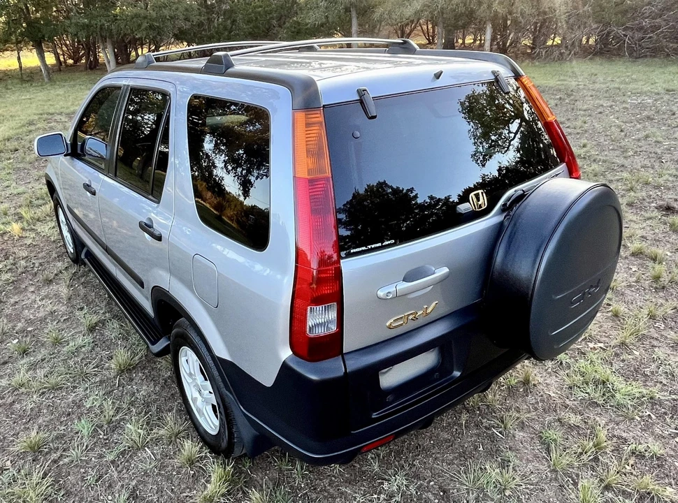 2004 Honda CR-V 2nd Gen - Image 25 of 31