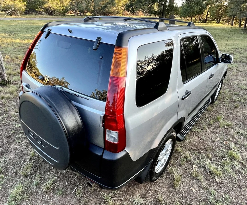 2004 Honda CR-V 2nd Gen - Image 27 of 31